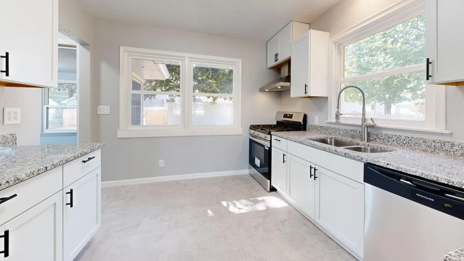 ArchiMaster 3D vs Planner 5D: Kitchen Remodel 2026