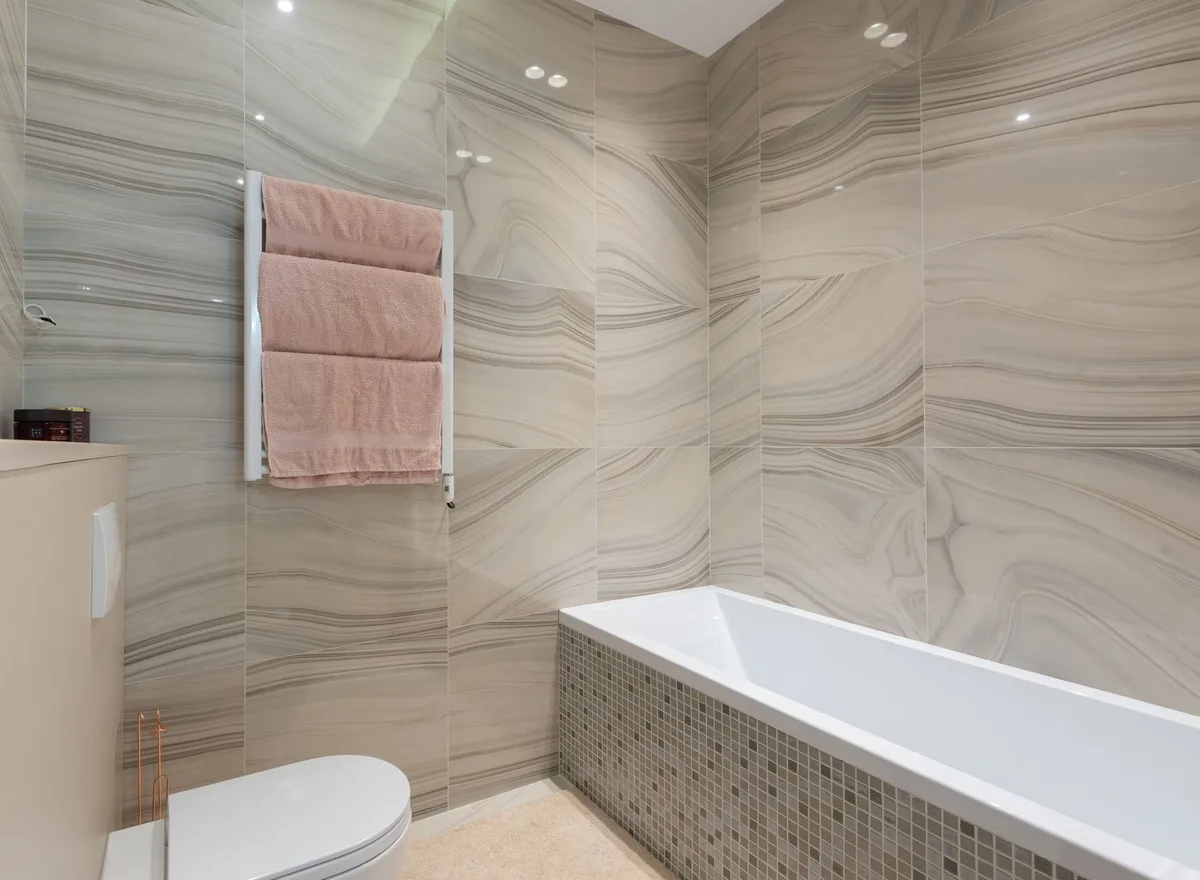 Bathroom Tile Ideas: 12 Looks With Tile Counts for a 5x8
