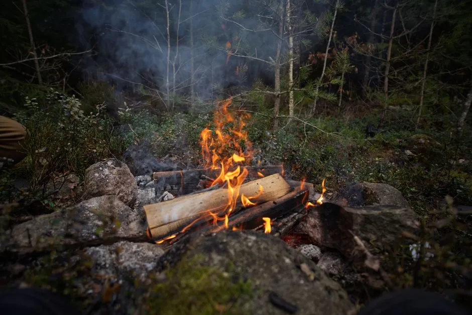Ground-Level Deck and Fire Pit Clearances in 2026