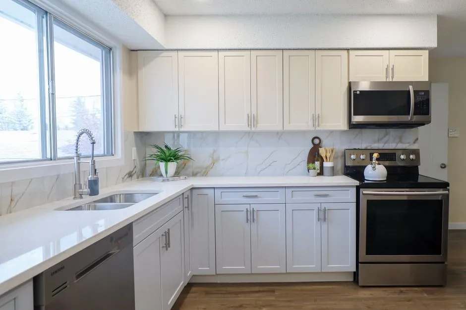 2026 Kitchen Layouts: Test L-Shaped vs U-Shaped in 3D